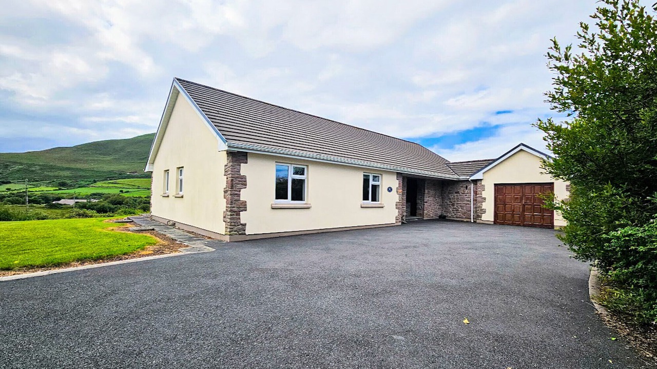 Photo of Others in Caragh
