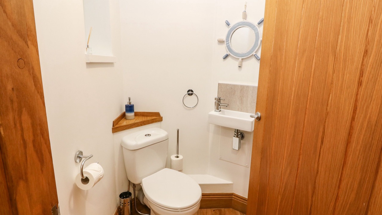 Photo of Bathroom in Menai Bridge