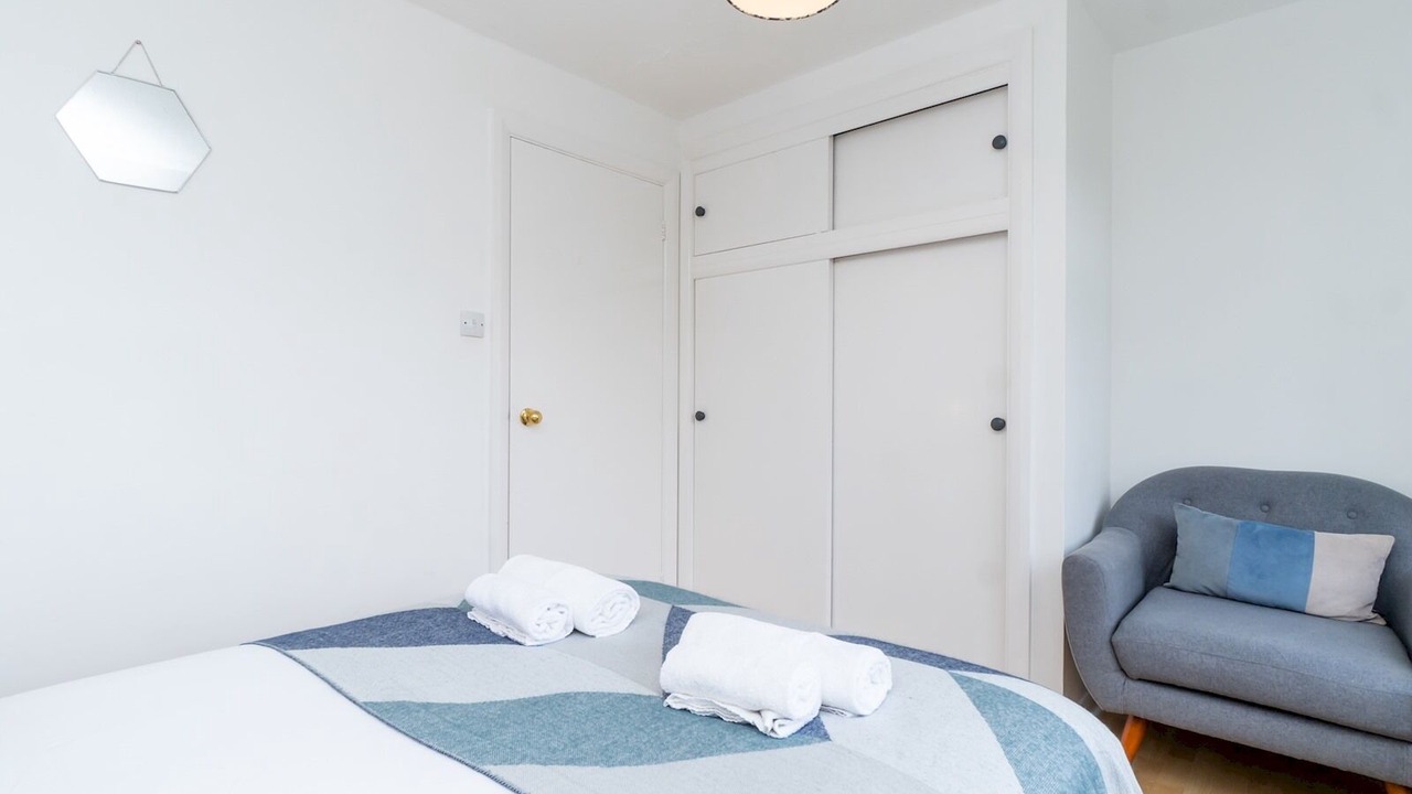 Photo of Bedroom in Bath