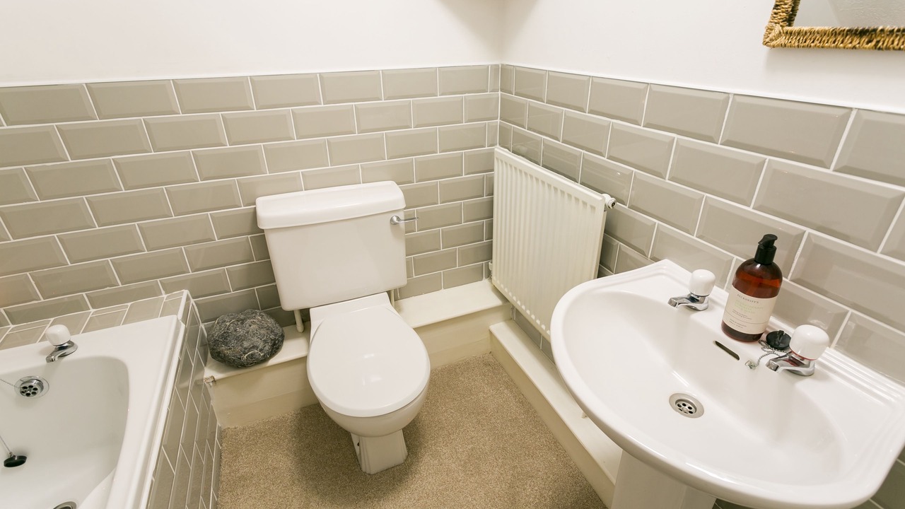 Photo of Bathroom in Trearddur Bay