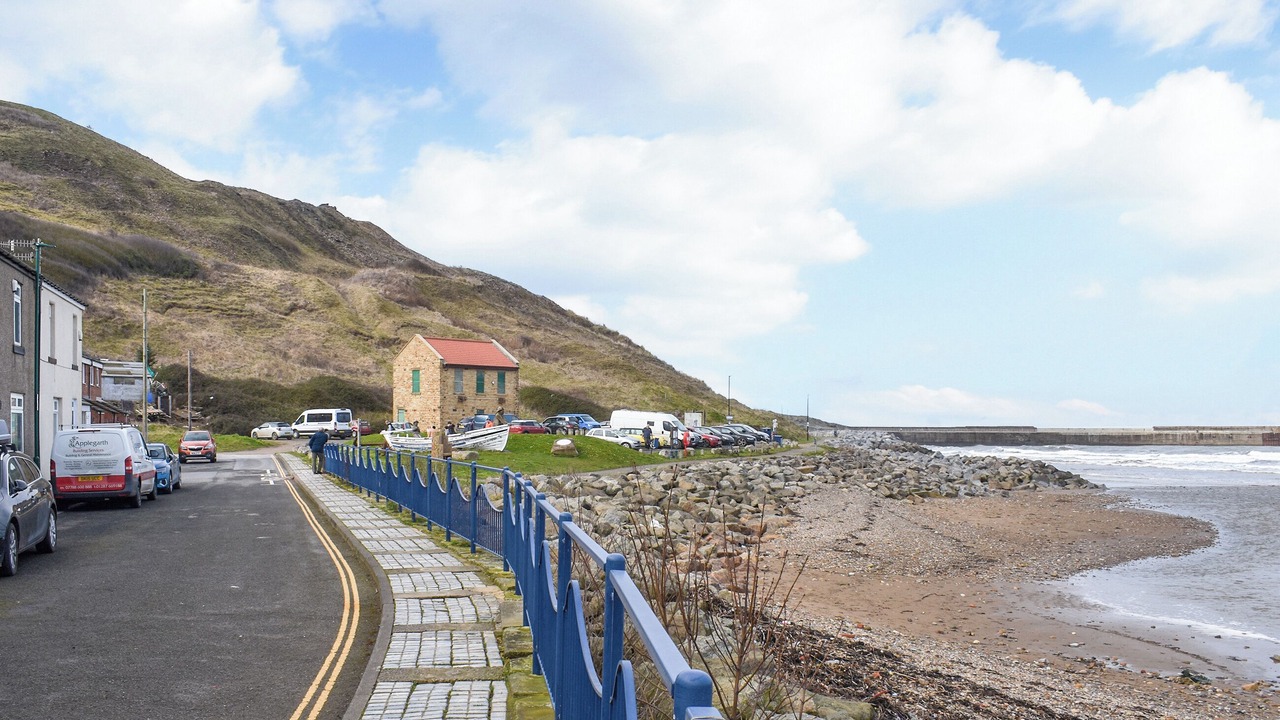 Photo of Others in Skinningrove