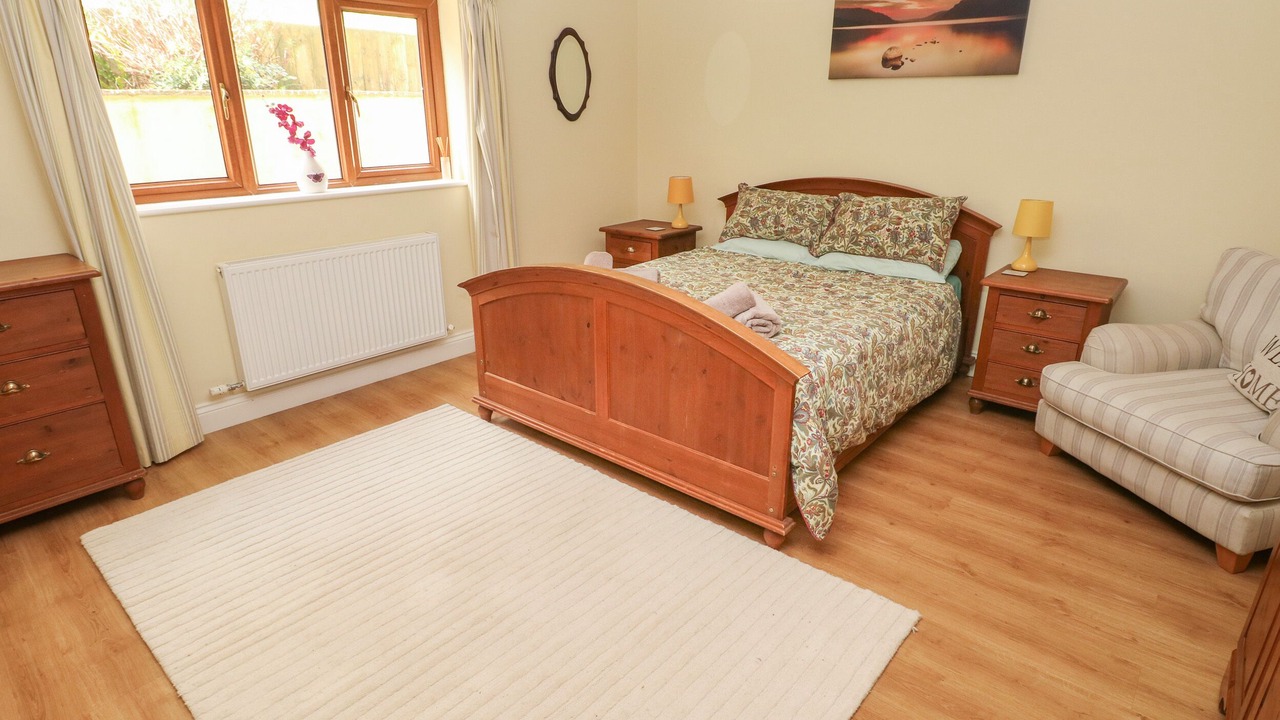 Photo of Bedroom in Pendine