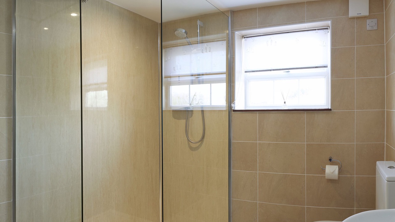 Photo of Bathroom in Hunmanby
