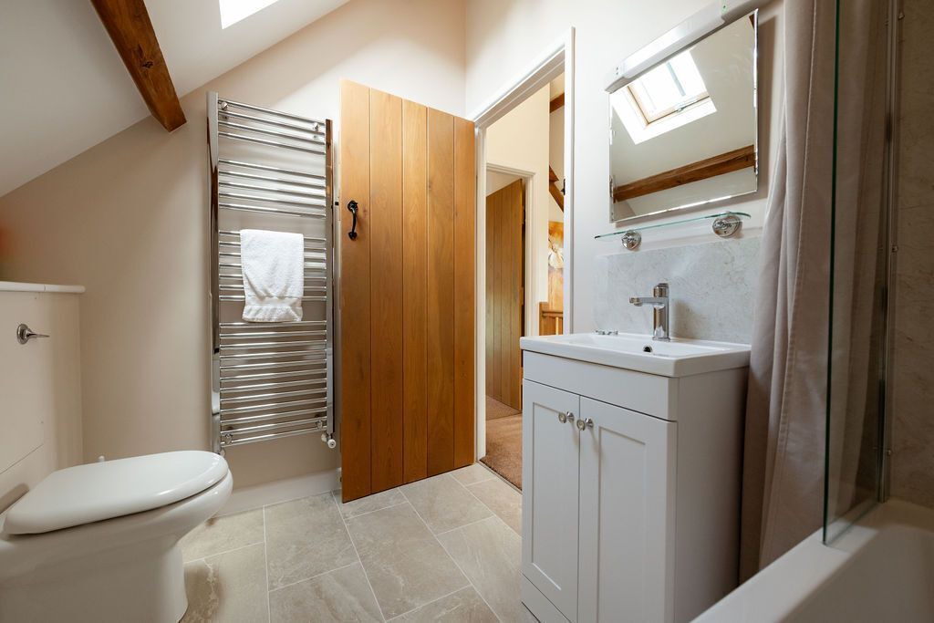 Photo of Bathroom in Kingscote