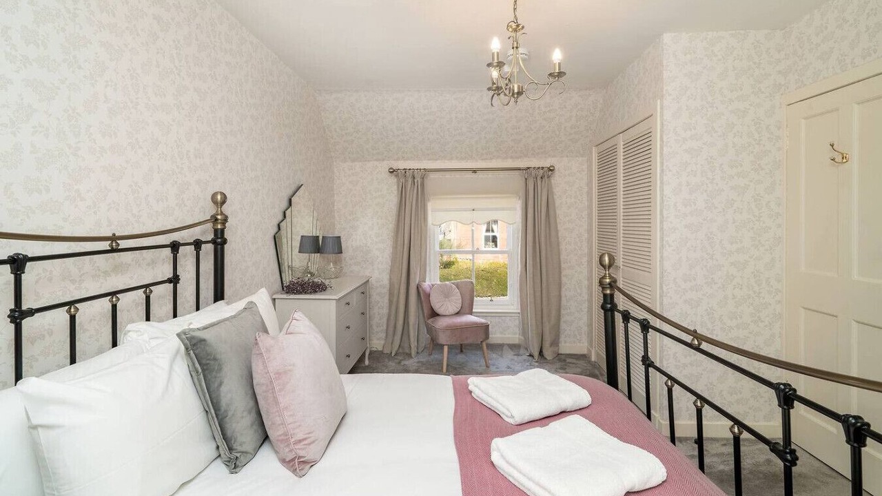 Photo of Bedroom in Kirriemuir