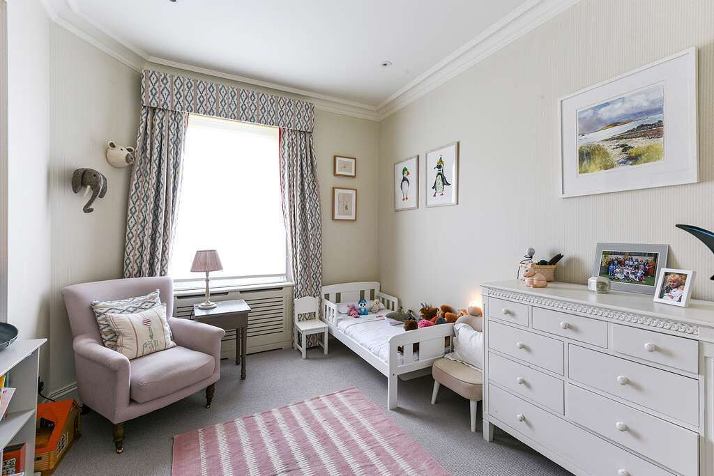 Photo of Bedroom in Royal Borough of Kensington and Chelsea