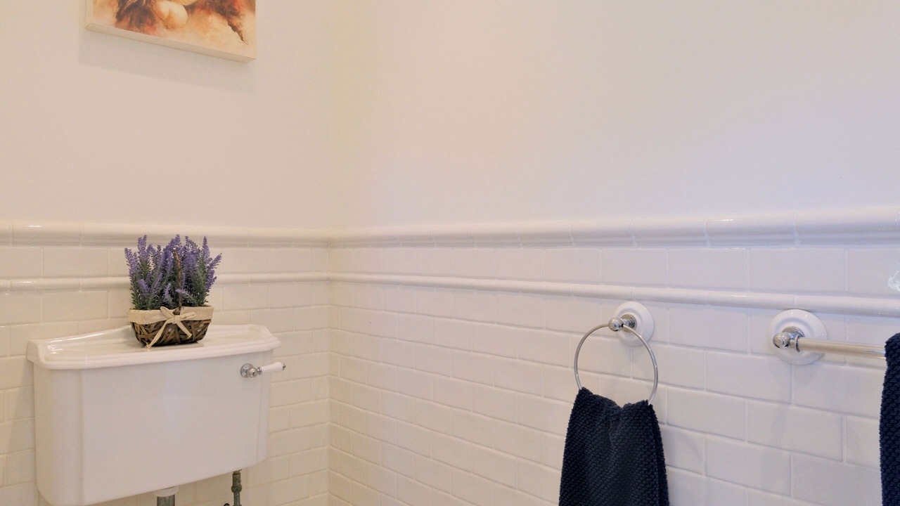 Photo of Bathroom in Liscannor