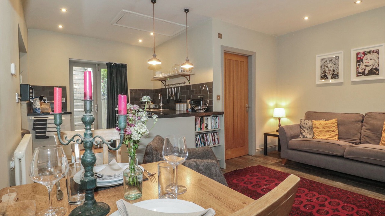 Photo of Livingroom in Ross-on-Wye
