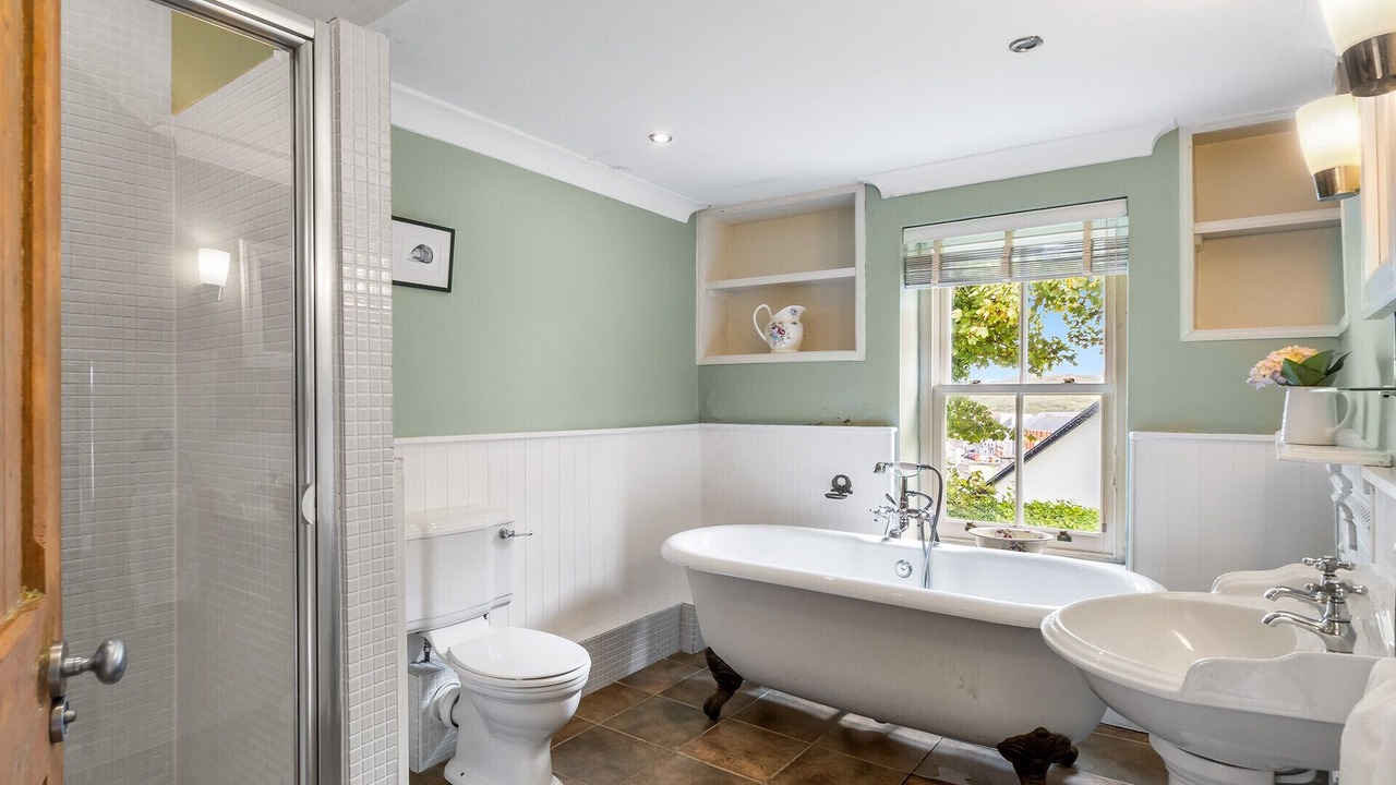 Photo of Bathroom in Clifden
