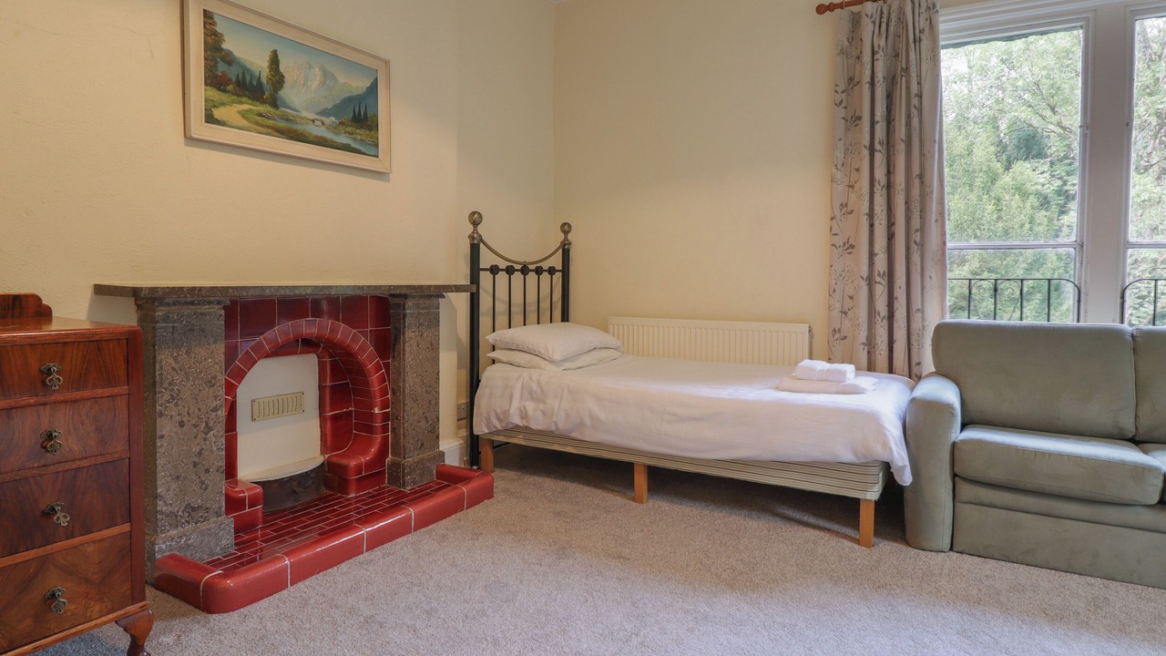 Photo of Bedroom in Ganllwyd