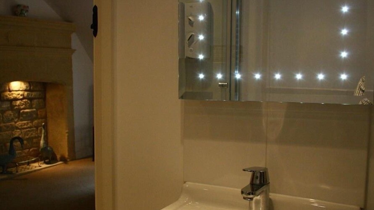 Photo of Bathroom in Buckland