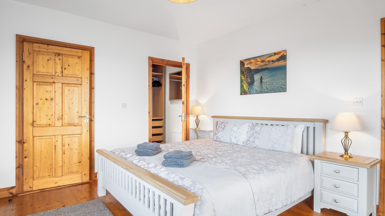 Photo of Bedroom in Ardnagreevagh