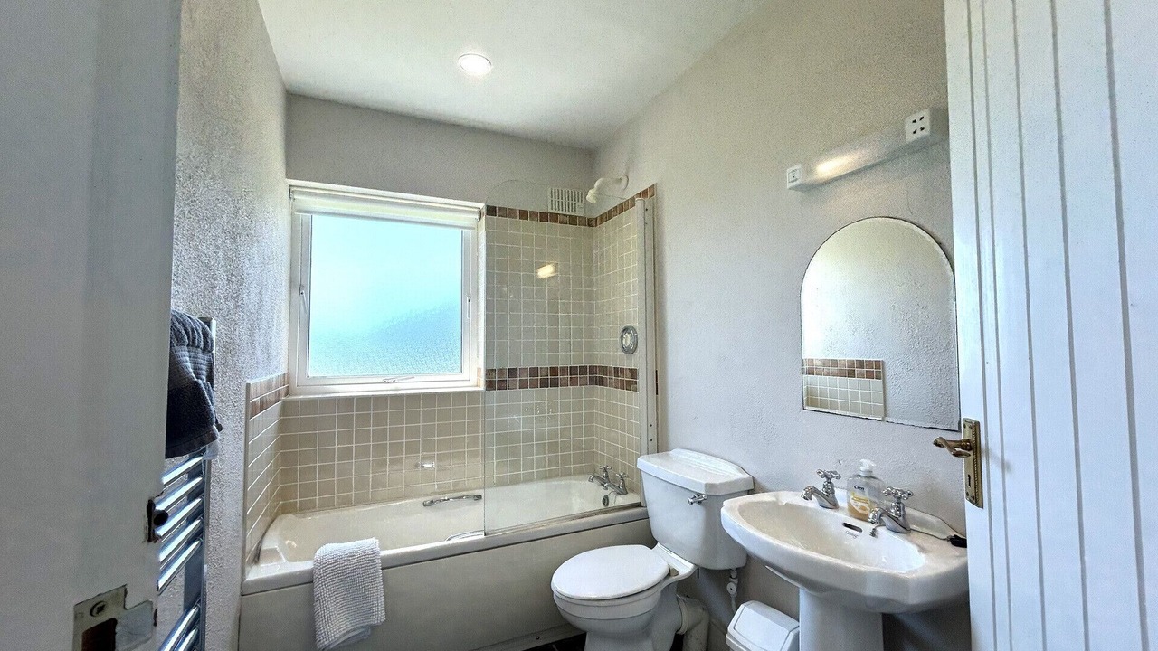 Photo of Bathroom in Ballyconneely
