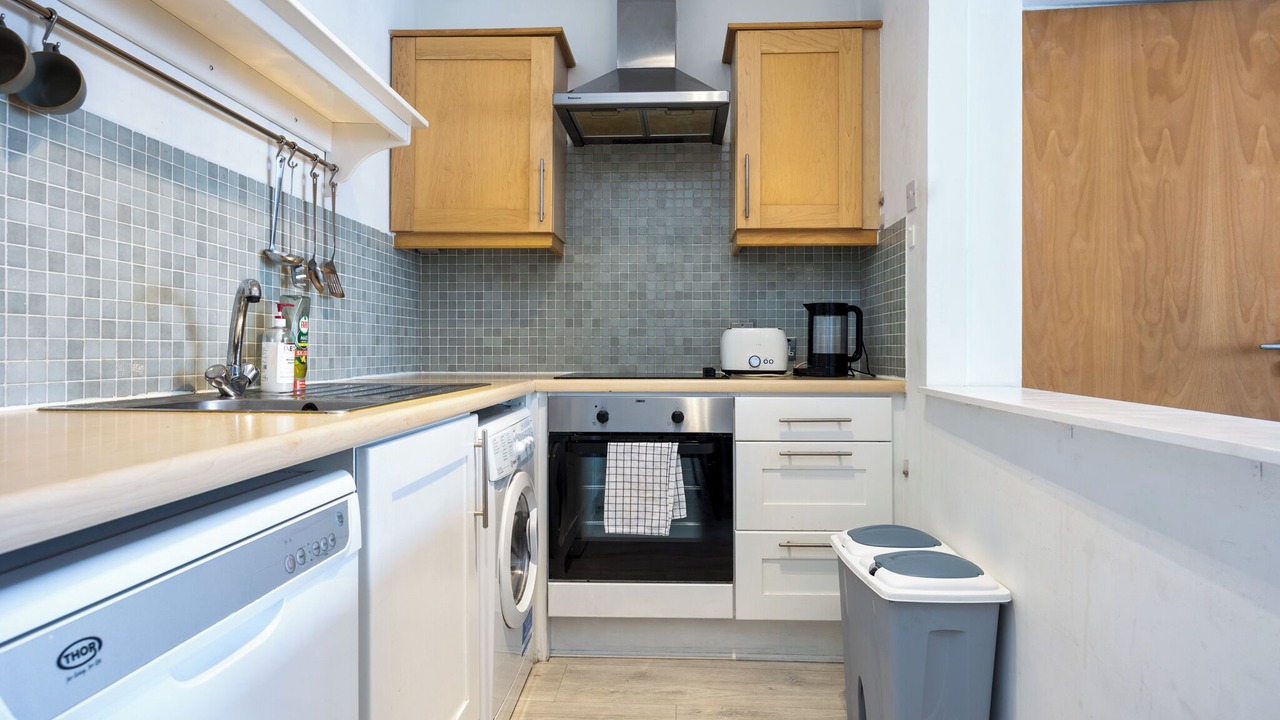 Photo of Kitchen in North Wall