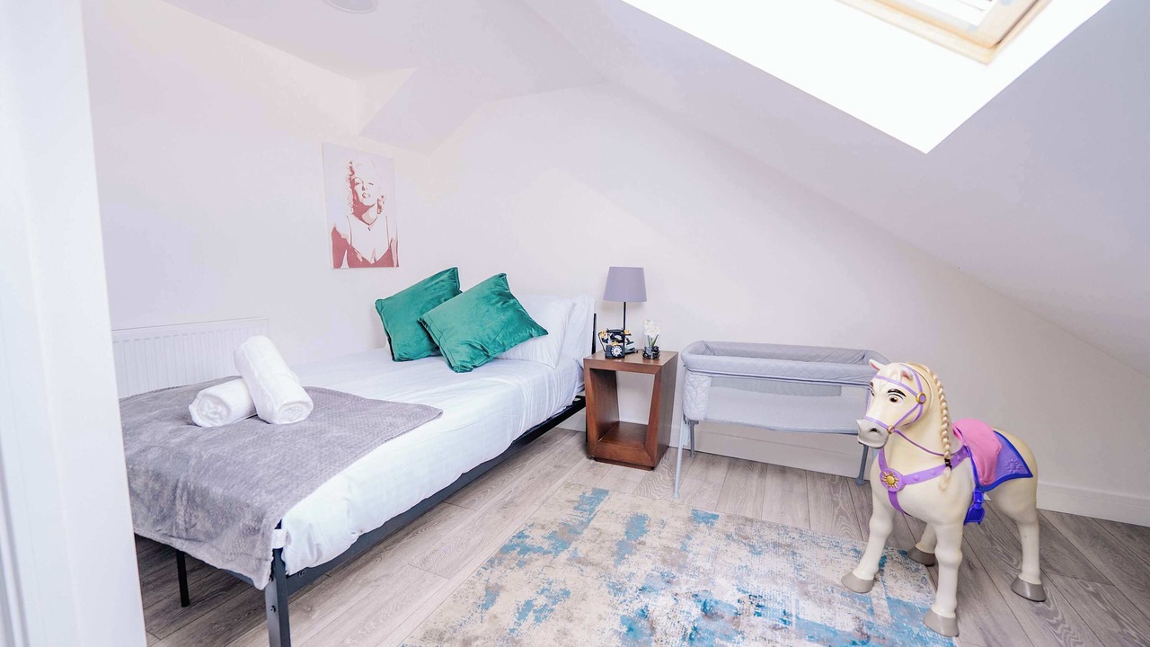 Photo of Bedroom in Cathays
