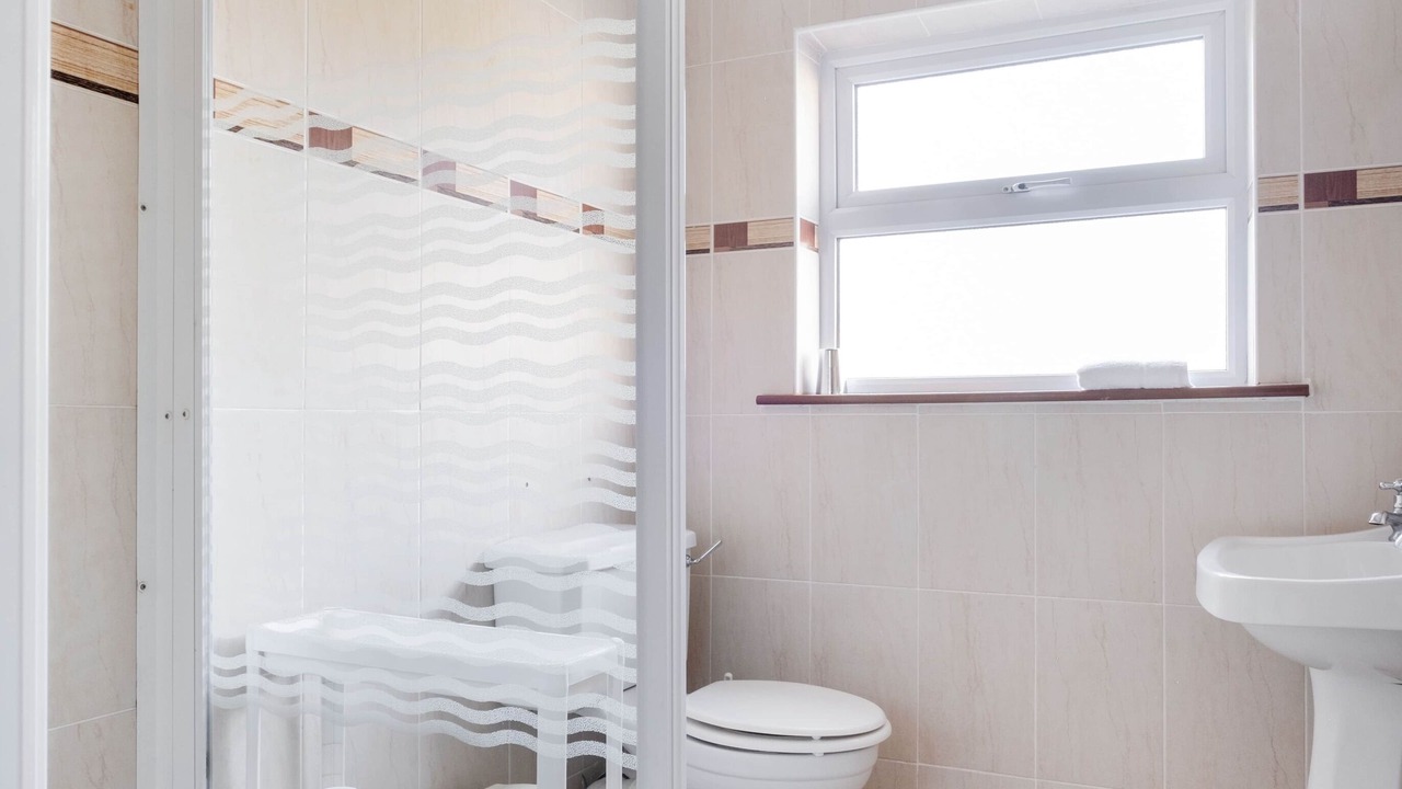 Photo of Bathroom in Liscannor