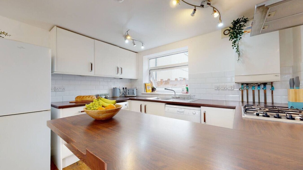 Photo of Kitchen in Cathays