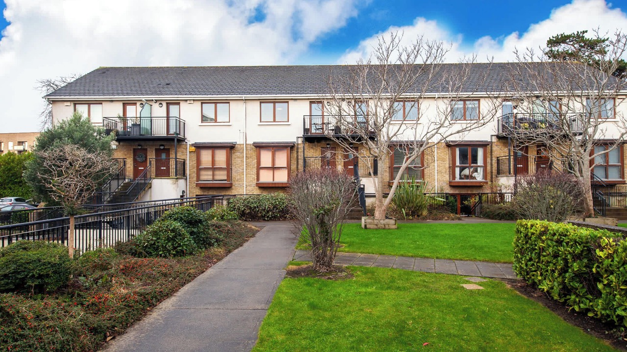 Photo of Outdoor in Sutton Cross