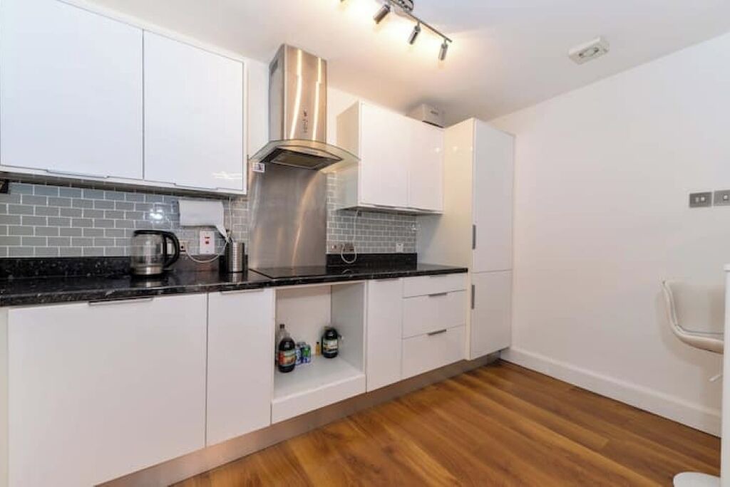 Photo of Kitchen in Queens Quarter