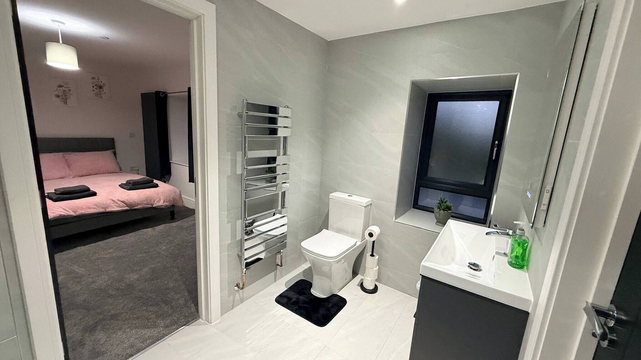 Photo of Bedroom in Risca East