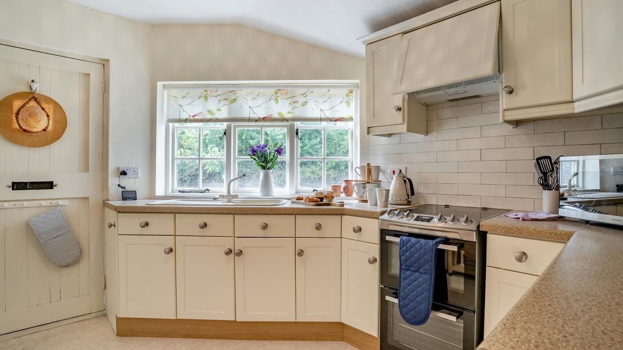Photo of Kitchen in St Hilary