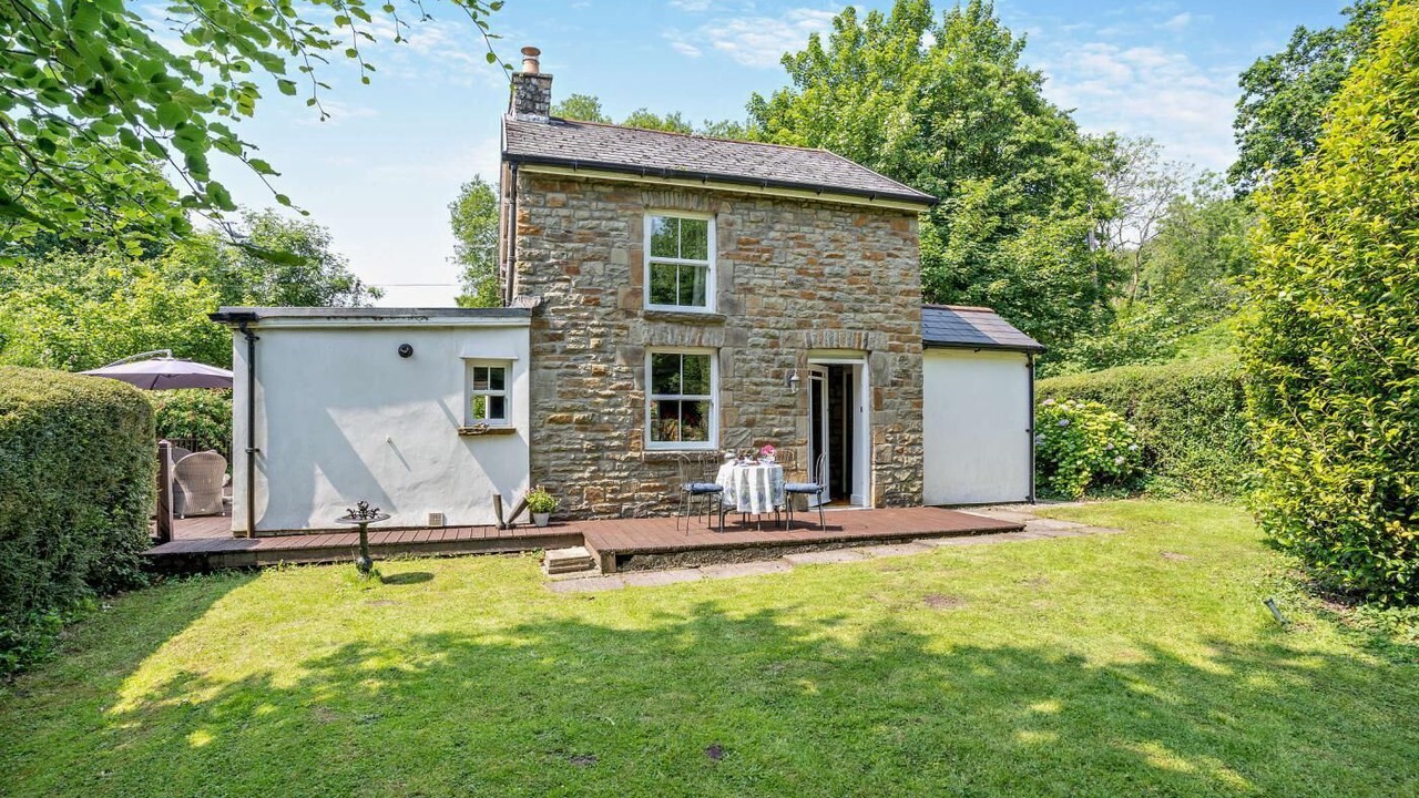 Photo of Outdoor in Bridgend