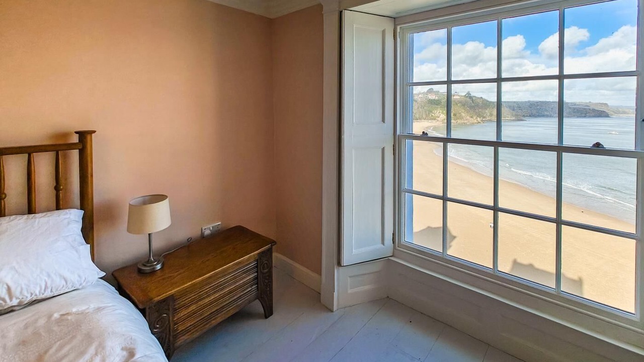 Photo of Bedroom in Tenby
