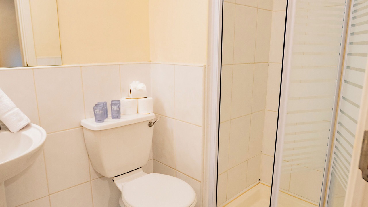 Photo of Bathroom in Limerick City Centre