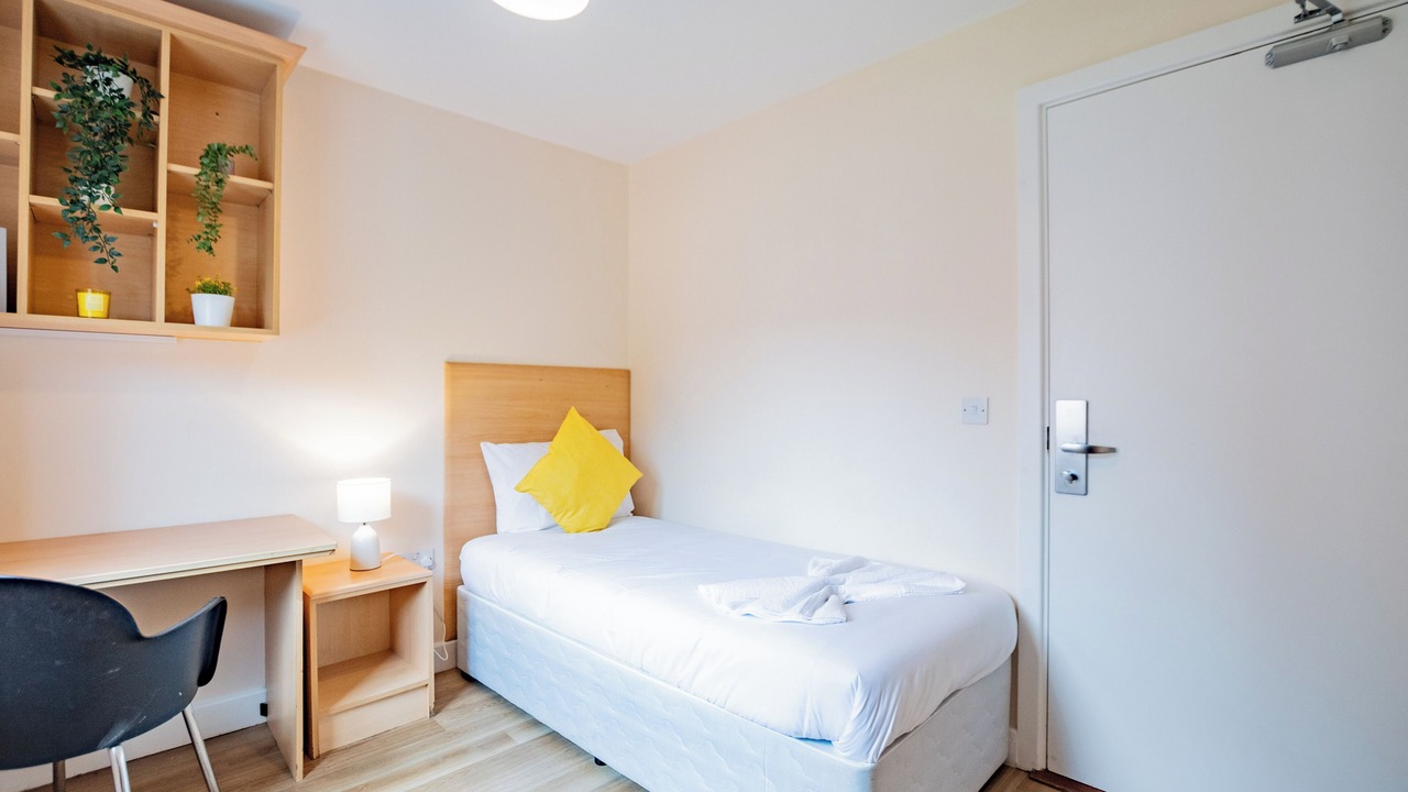 Photo of Bedroom in Limerick City Centre