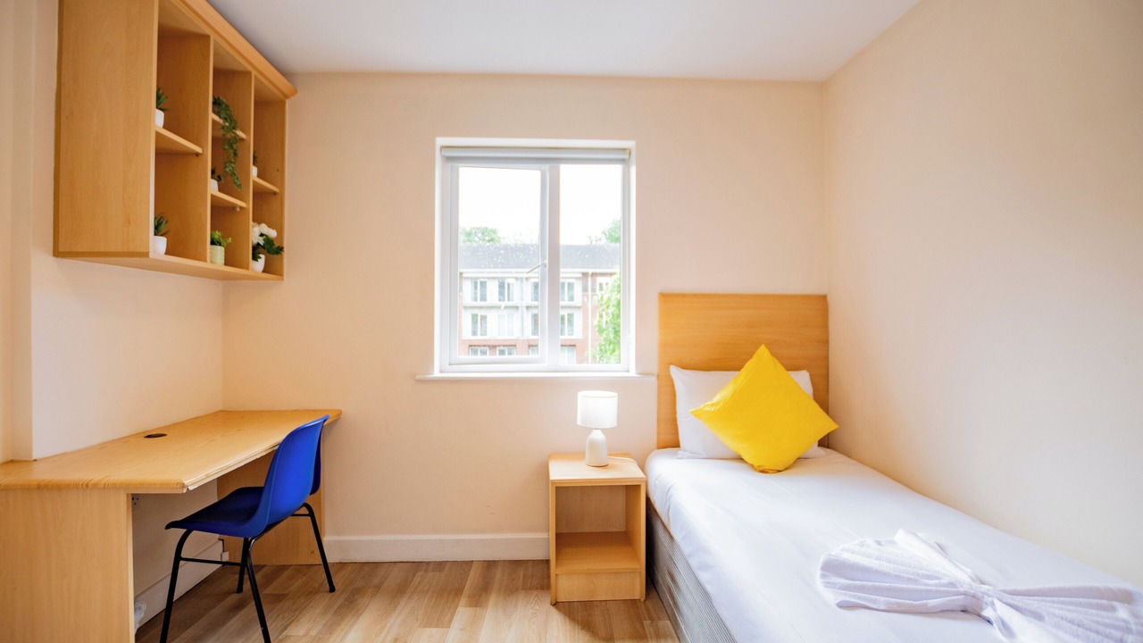 Photo of Bedroom in Limerick City Centre