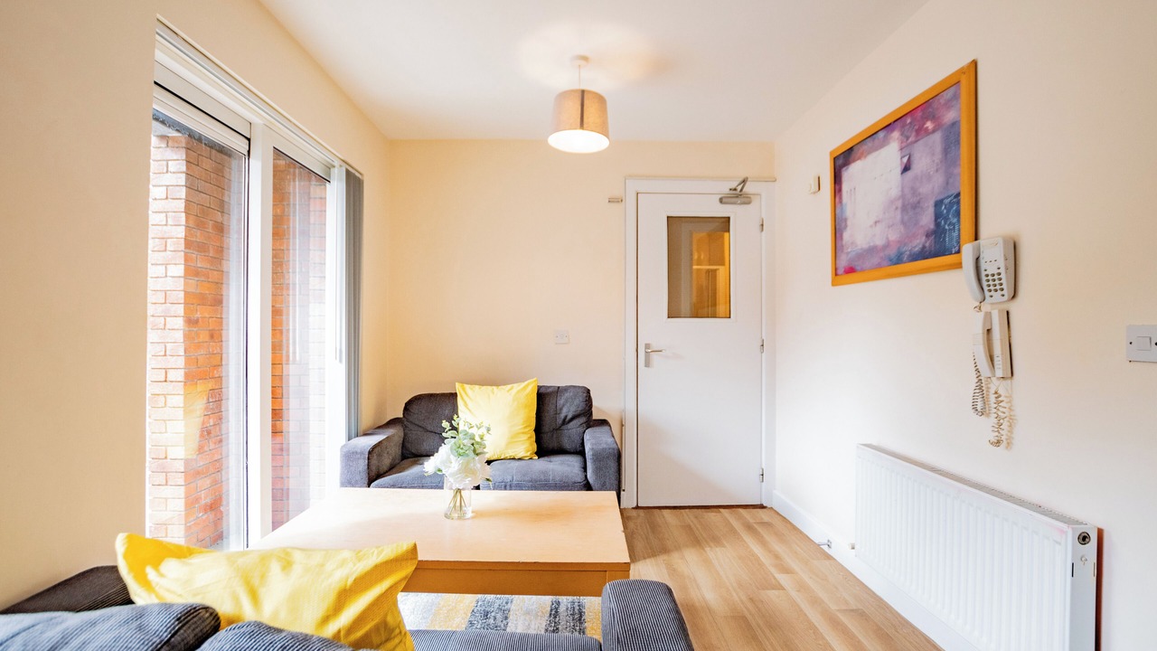 Photo of Livingroom in Limerick City Centre