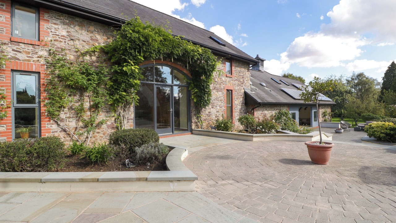 Photo of Outdoor in Castleton