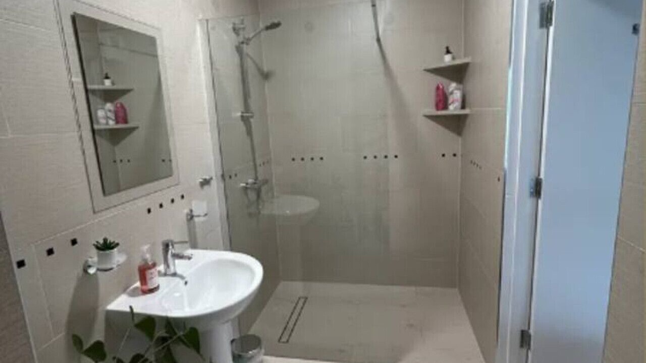 Photo of Bathroom in Ballinderreen
