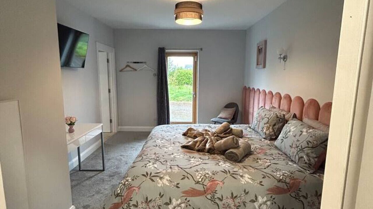 Photo of Bedroom in Ballinderreen