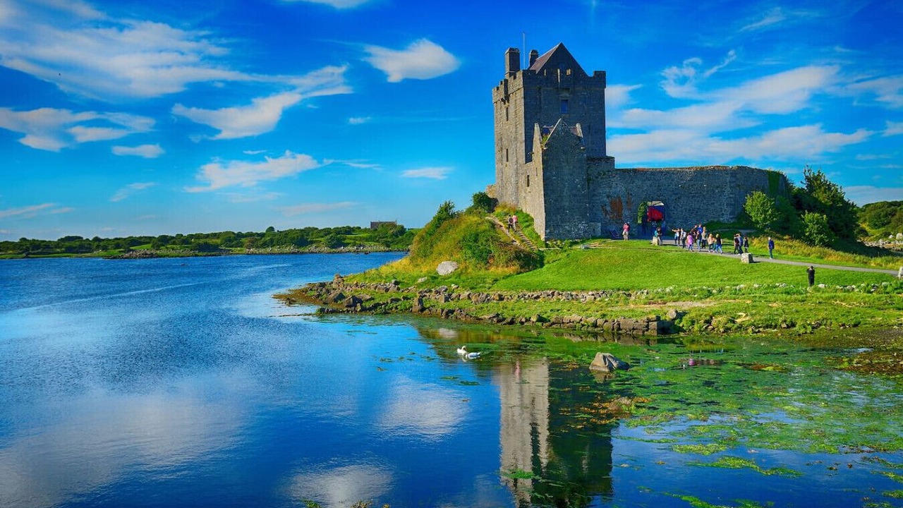 Photo of Others in Ballinderreen