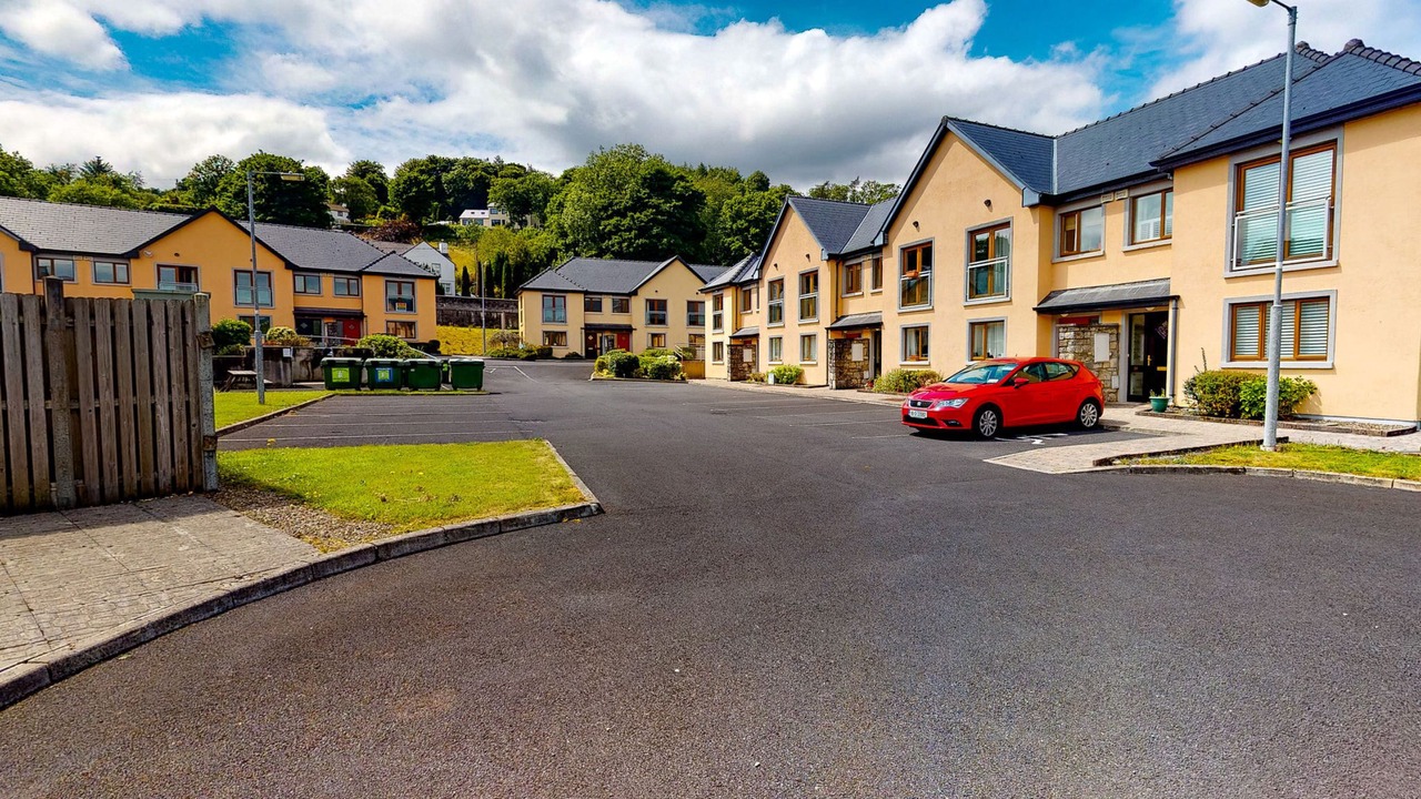 Photo of Others in Killaloe