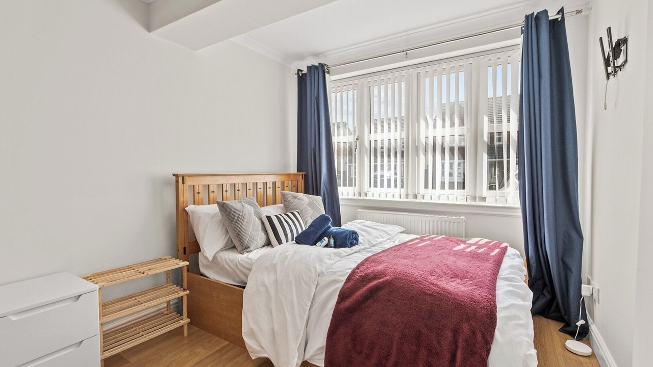 Photo of Bedroom in Falkirk
