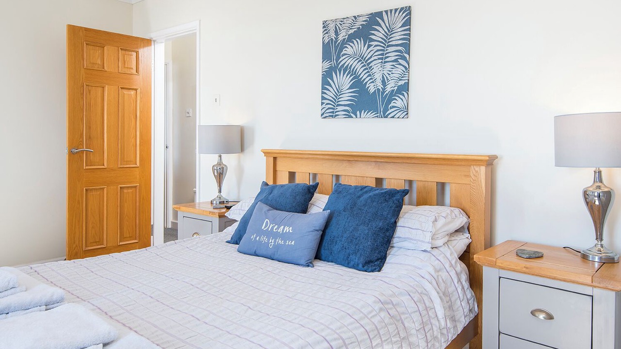 Photo of Bedroom in Amroth
