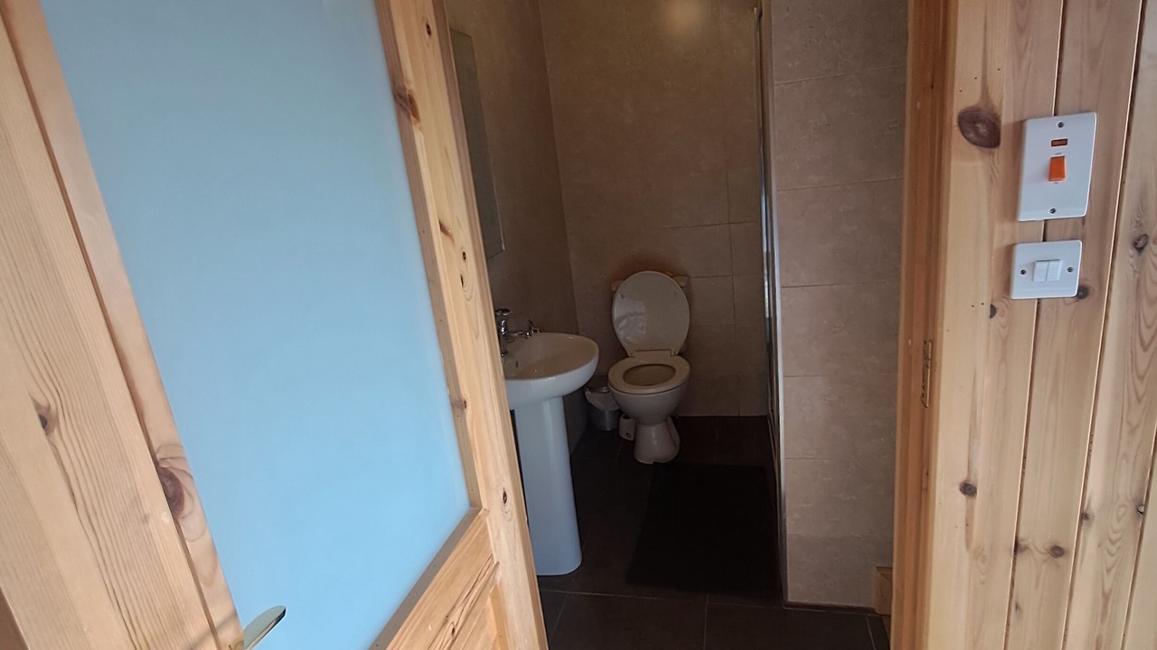 Photo of Bathroom in Doolin
