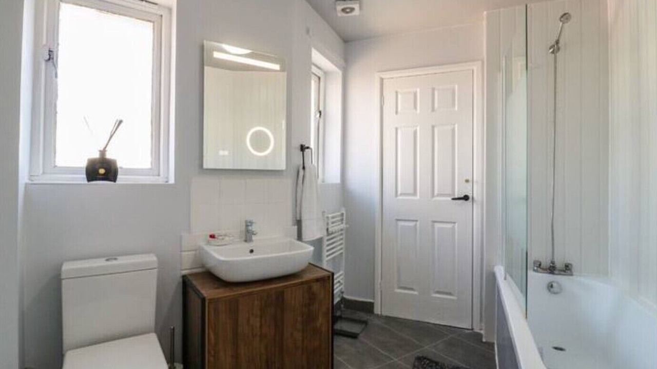 Photo of Bathroom in Deptford