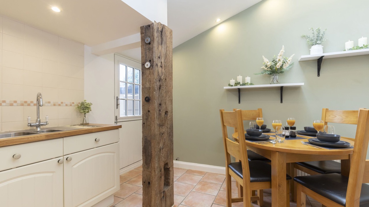 Photo of Livingroom in Stroud