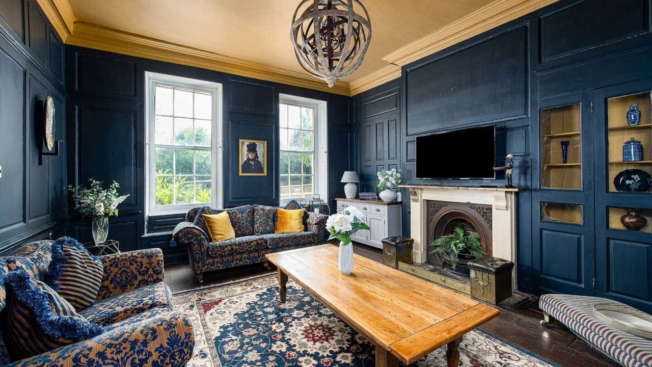Photo of Livingroom in Chelwood