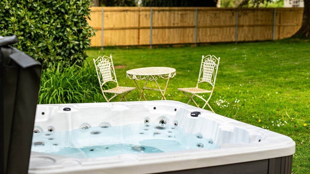 Photo of Outdoor in Chelwood