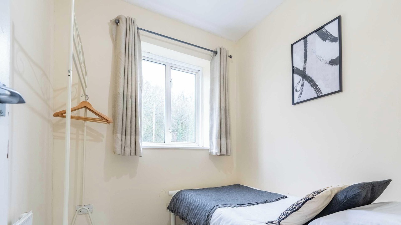 Photo of Bedroom in Newport