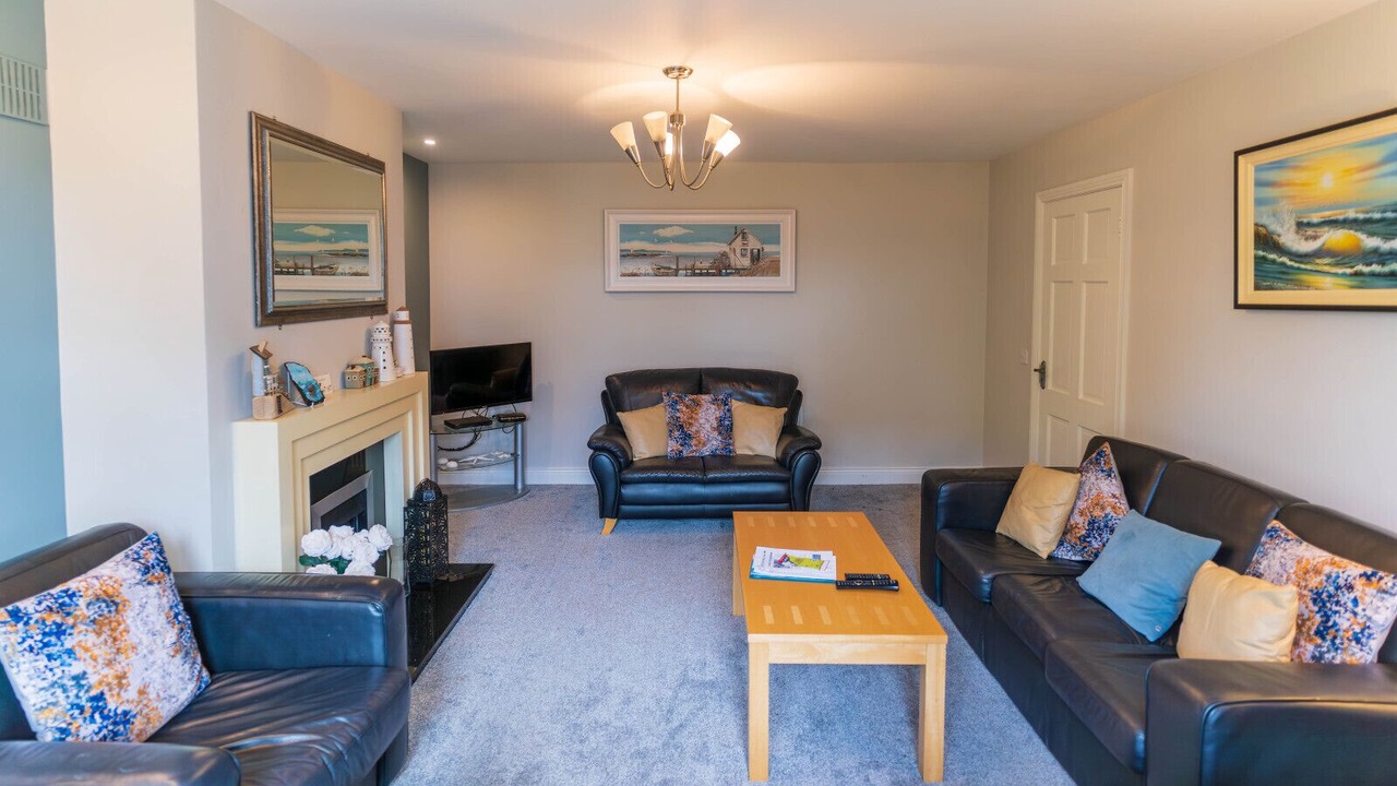 Photo of Livingroom in Knightstown