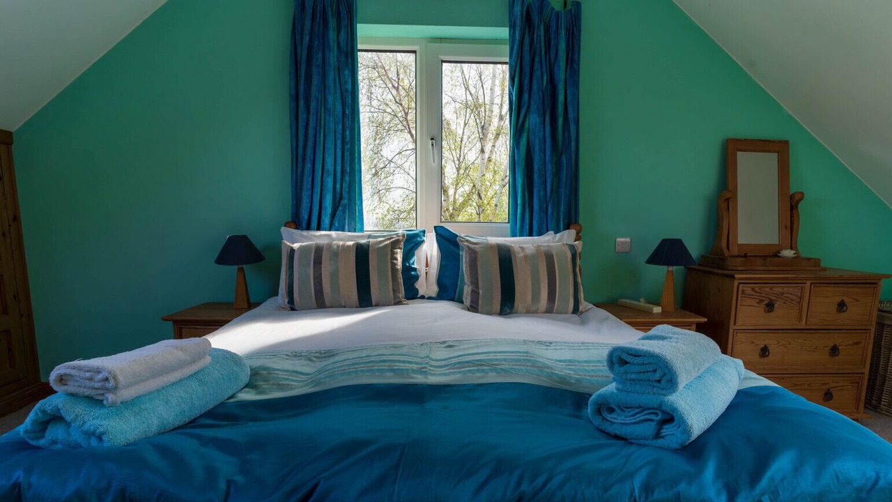 Photo of Bedroom in MacGillycuddy's Reeks