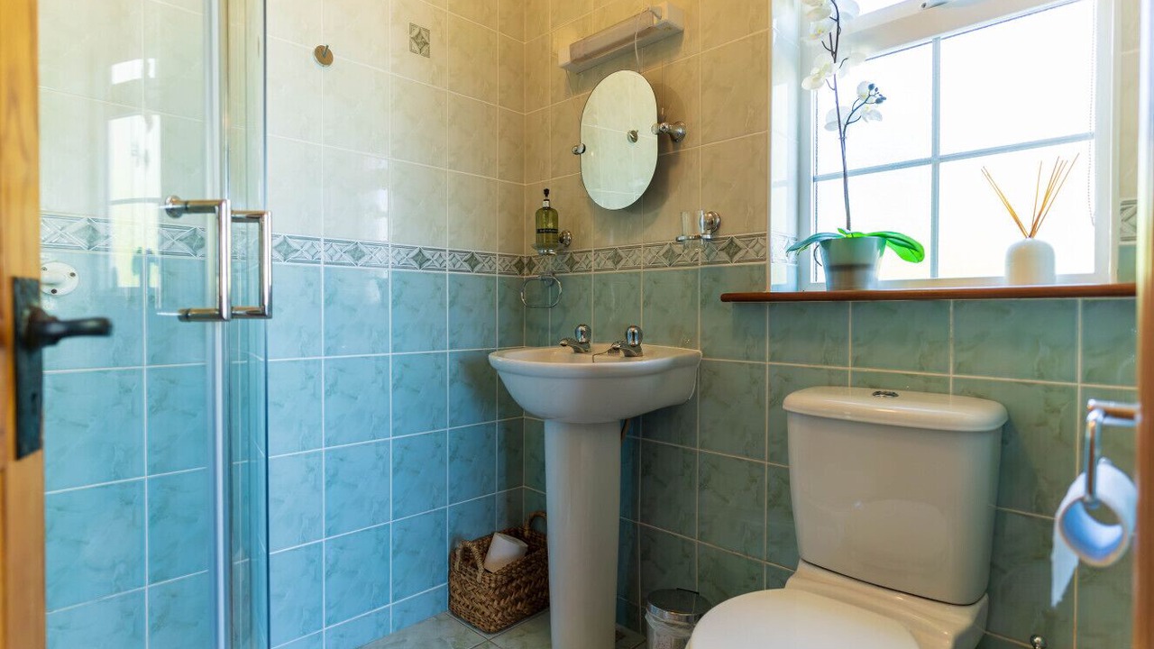 Photo of Bathroom in Knightstown