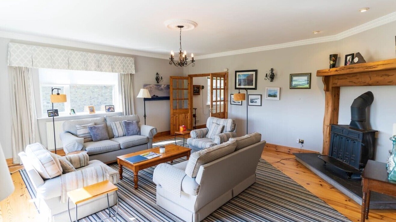 Photo of Livingroom in Waterville