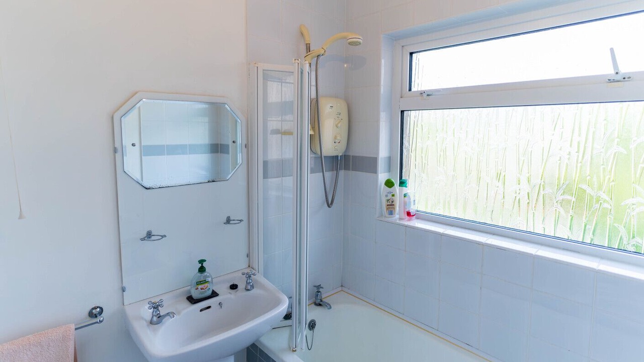 Photo of Bathroom in Sneem