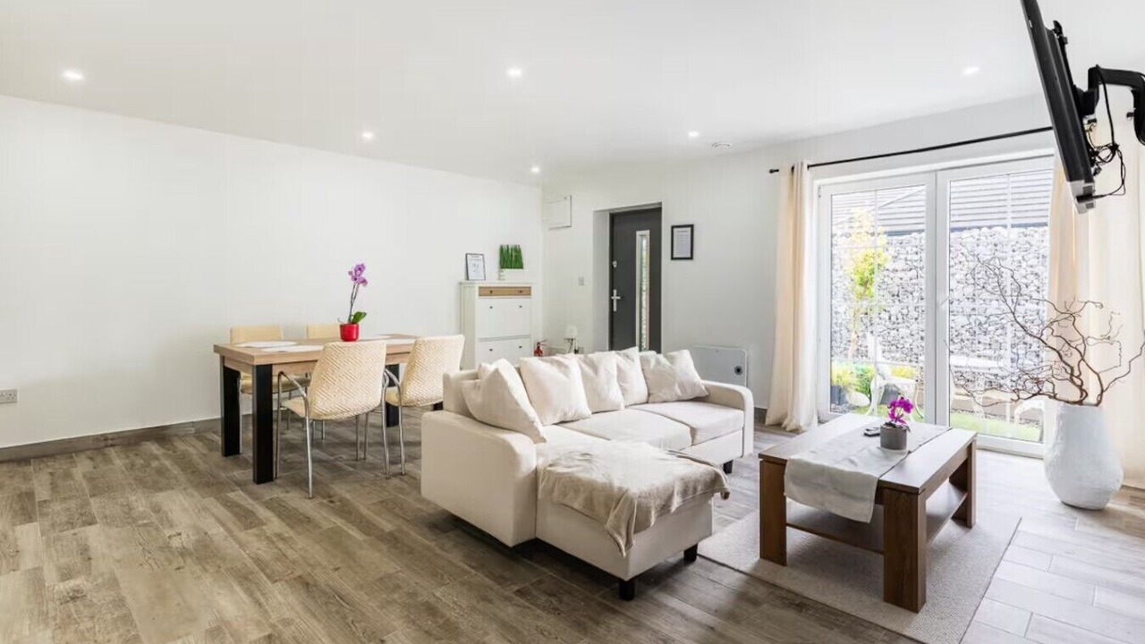 Photo of Livingroom in Trim